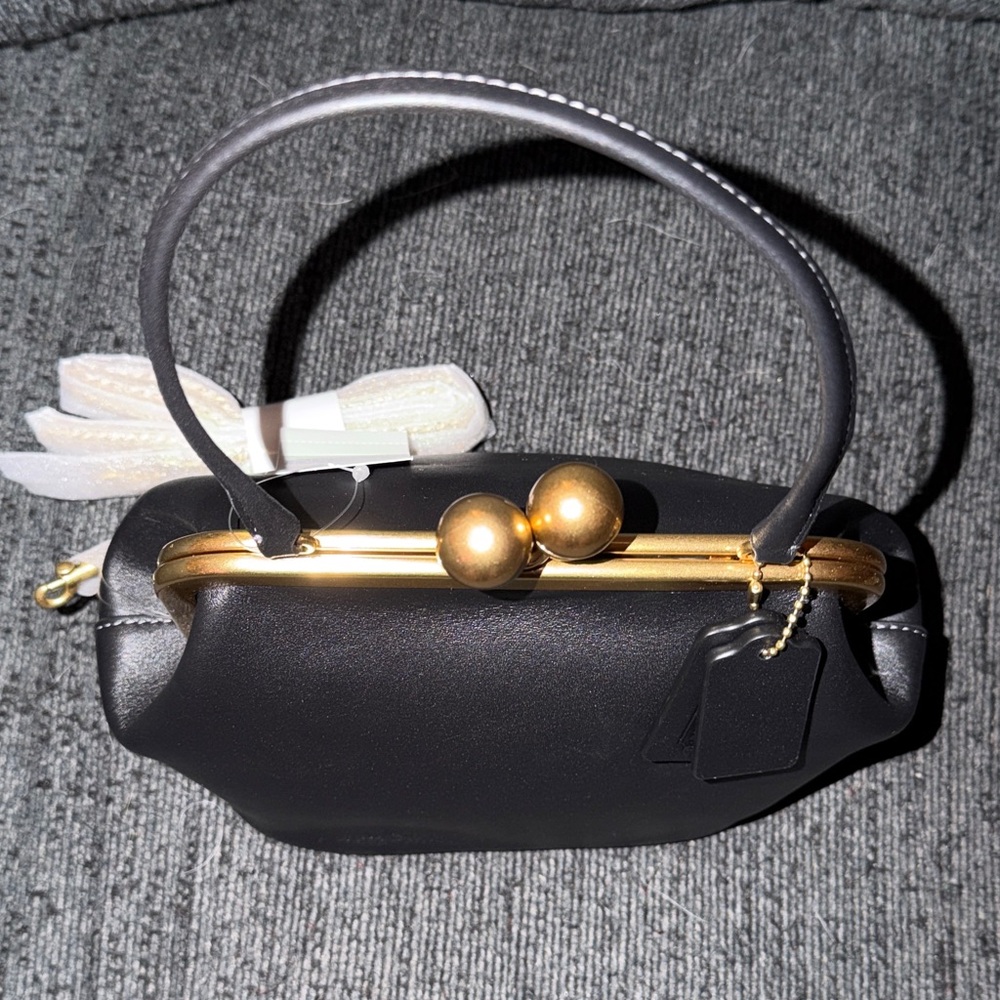 Coach Kisslock Frame Bag 16 V2 w/ 2 Straps Brass/Black Glovetanned Leather NWT - Picture 11 of 16